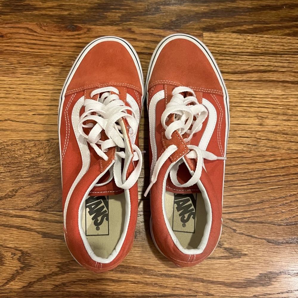 Women’s shoe